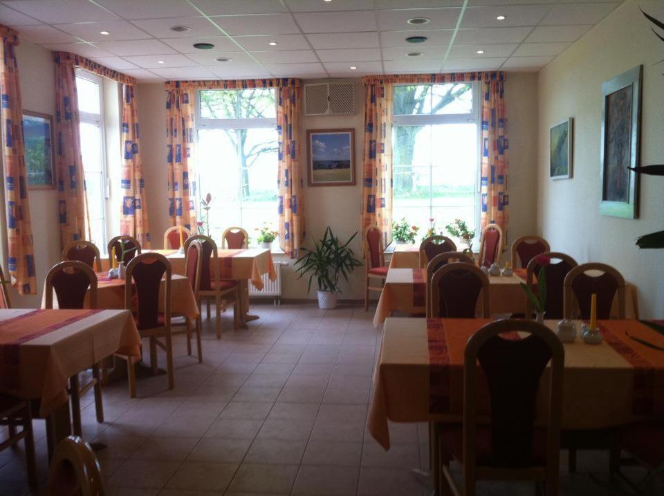 Landhotel Am Peetscher See Mirow Kültér fotó