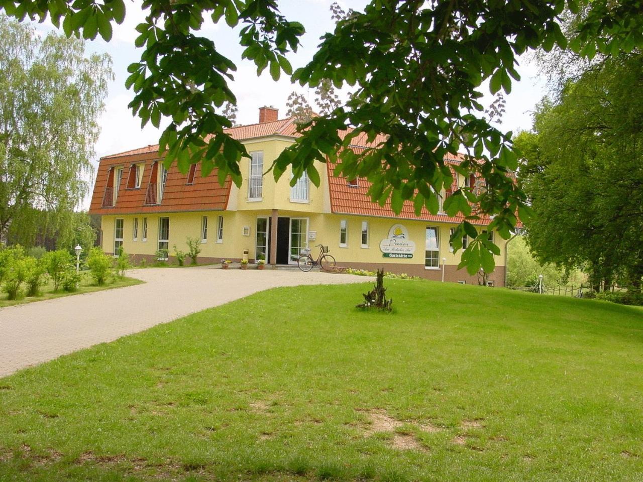 Landhotel Am Peetscher See Mirow Kültér fotó